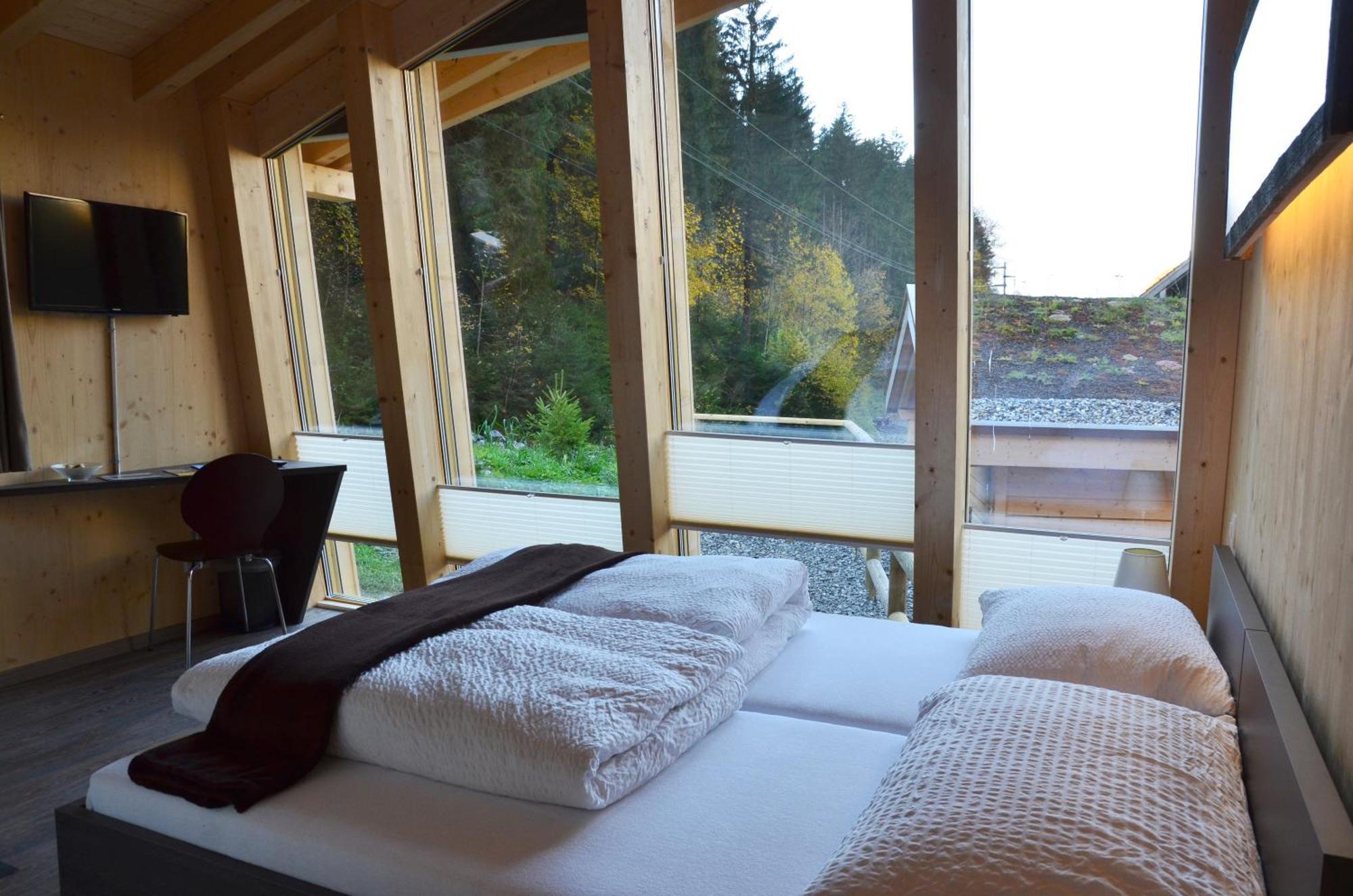 Huettenhotel Husky Lodge Muotathal Room photo